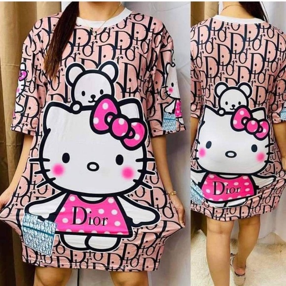 clothing - Picture 12 of 16